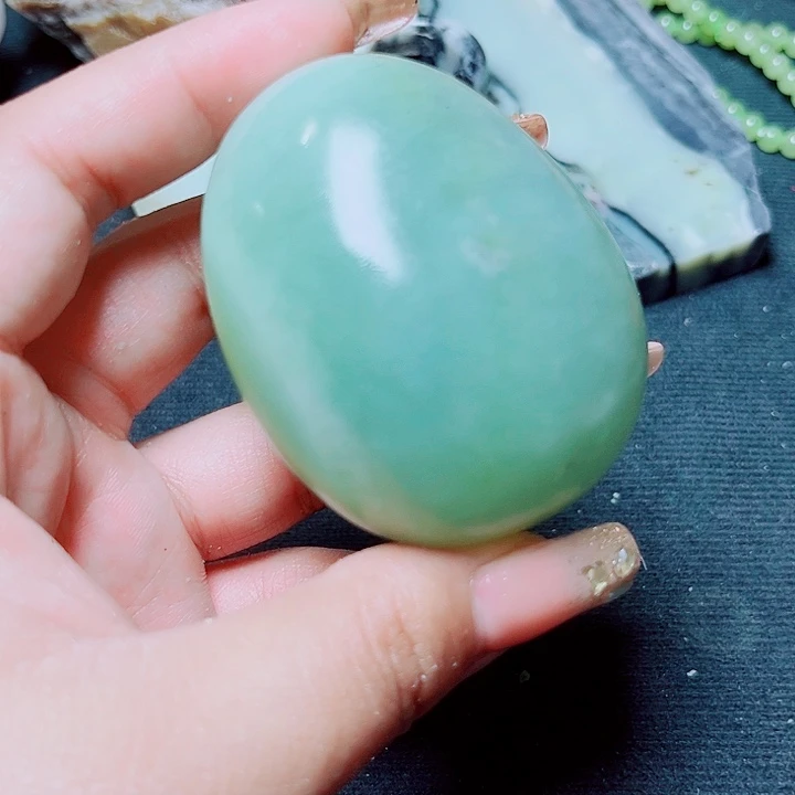 和田玉（糖玉）未镶嵌珠宝奇石