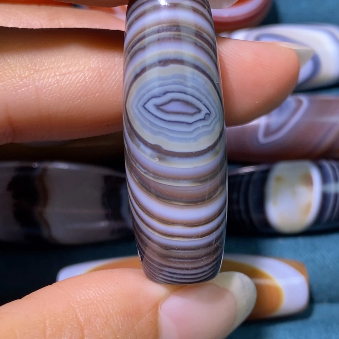 未镶嵌玛瑙/玉髓珠宝奇石