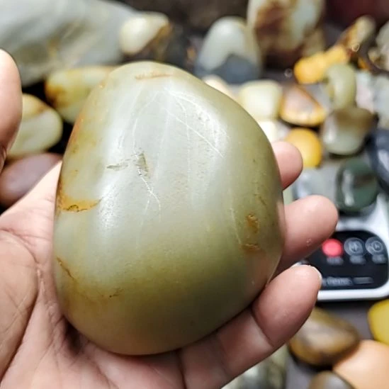 和田玉（糖玉）未镶嵌挂件