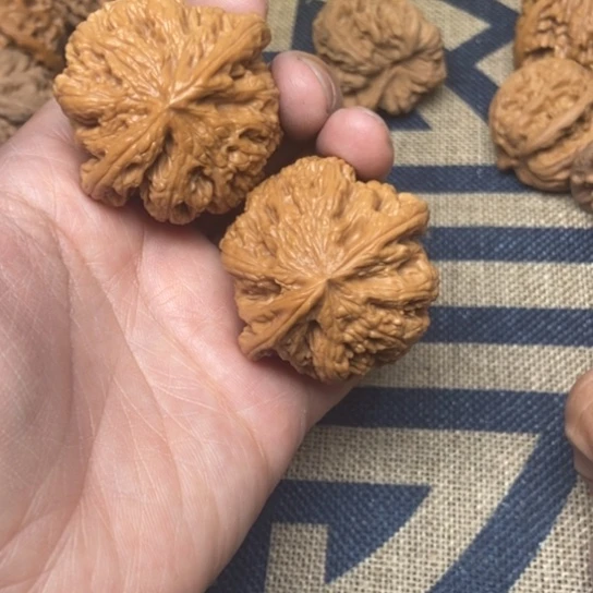 吊坠文玩核桃粗筋