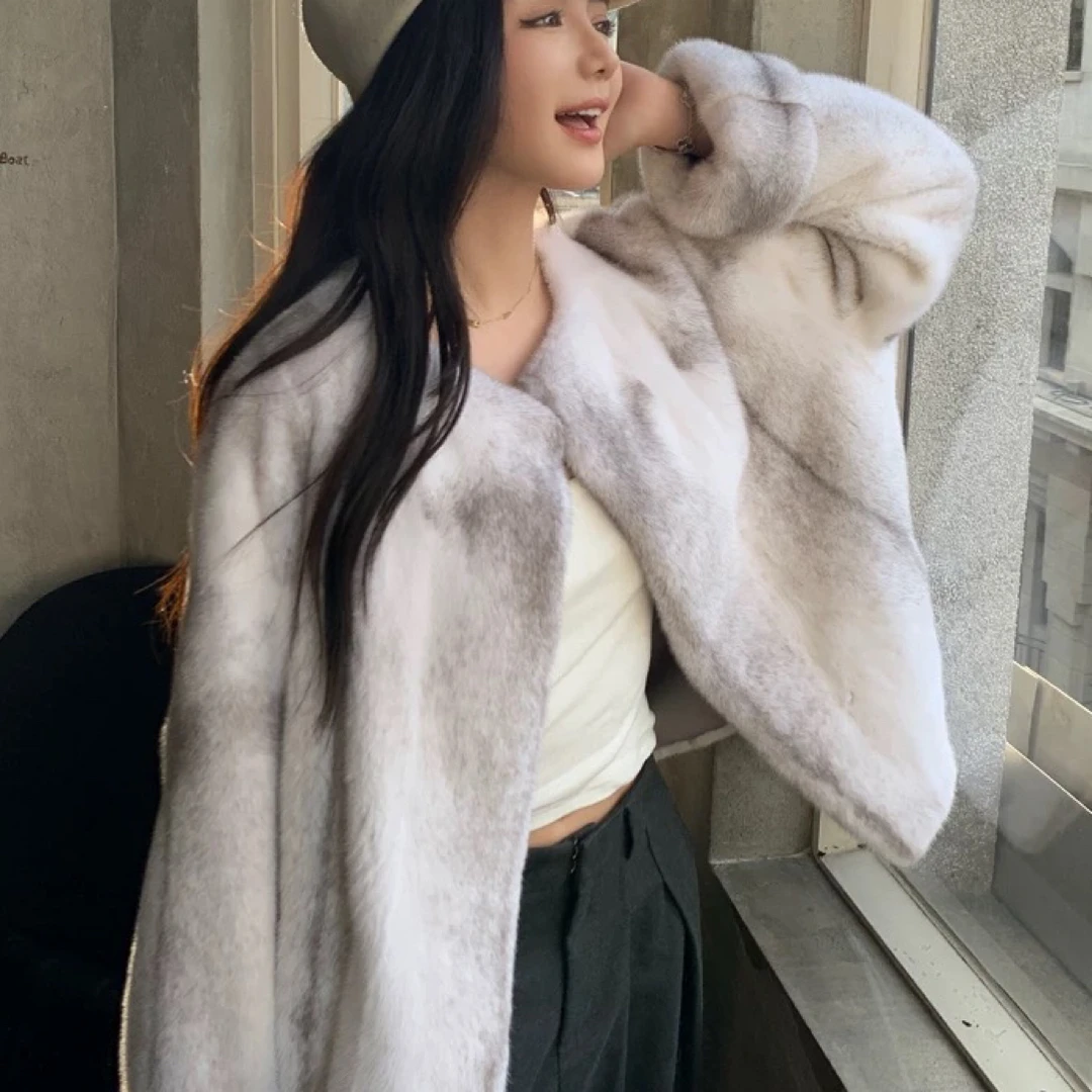 【新款上新】新款进口十字貂短款冬季女款加厚保暖时尚女装皮草外套