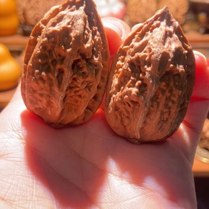 文玩核桃吊坠楸玥核14