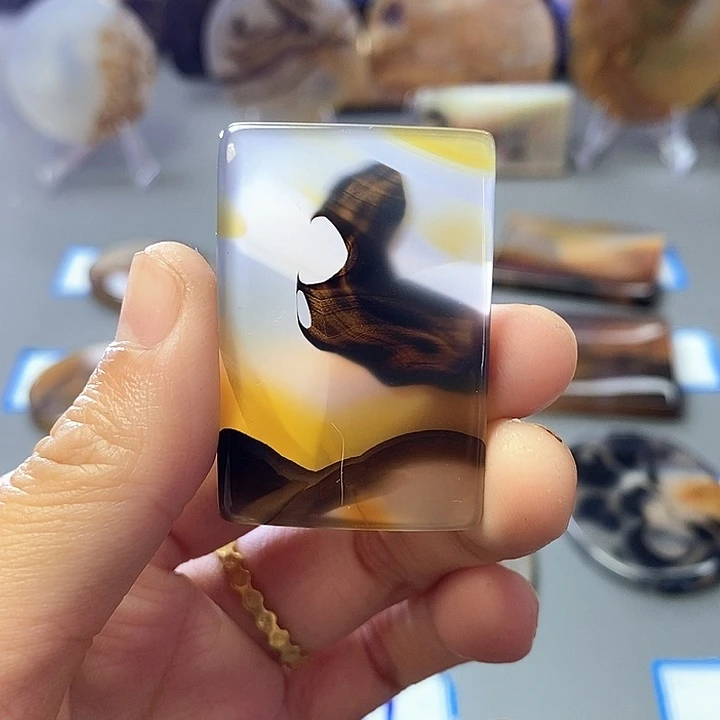 玛瑙/玉髓未镶嵌珠宝半成品