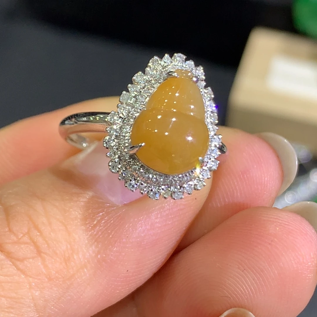 翡翠戒指18K金镶嵌8、