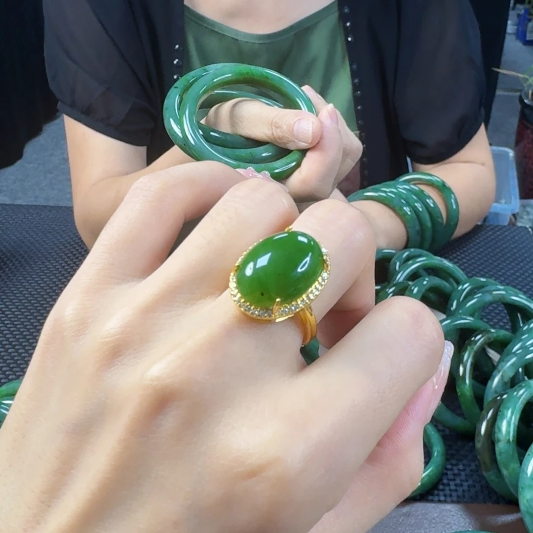 和田玉（碧玉）戒指合金