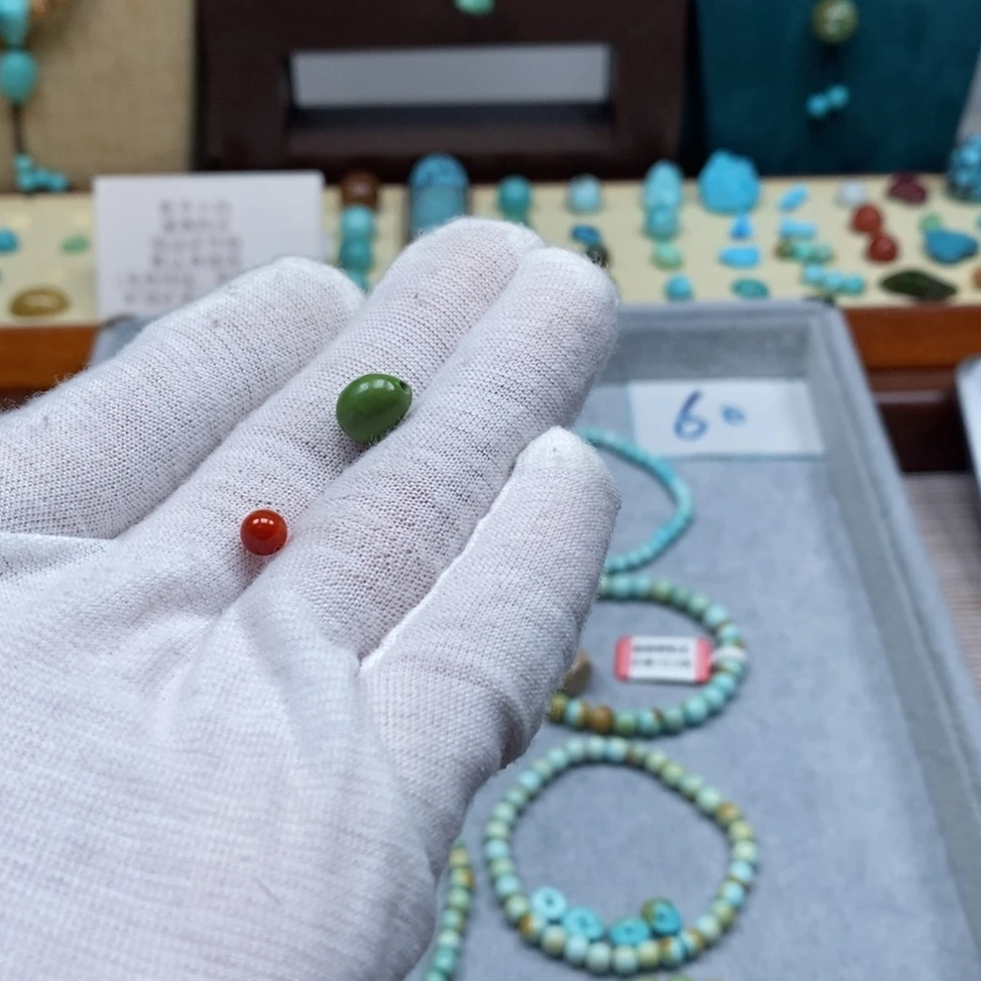 未镶嵌配饰南红玛瑙