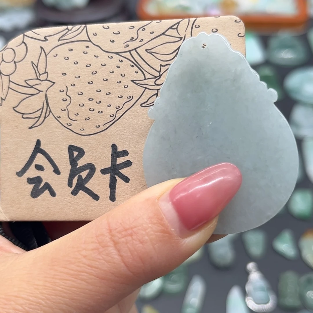 【闪购商品】翡翠颈饰未镶嵌天****x预存