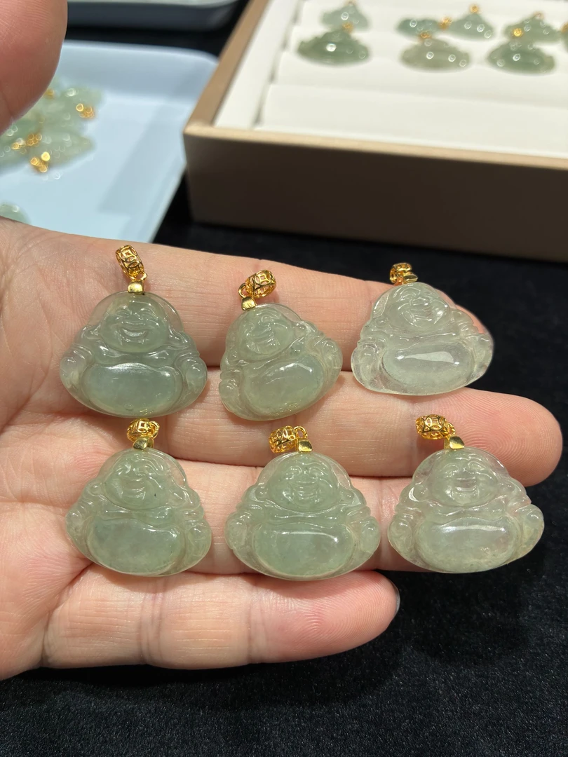 925镶嵌天然缅甸A货翡翠佛公（多样性发其一）