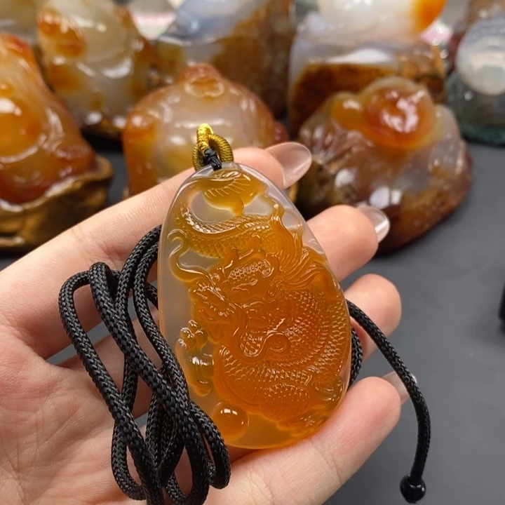 玛瑙/玉髓未镶嵌颈饰