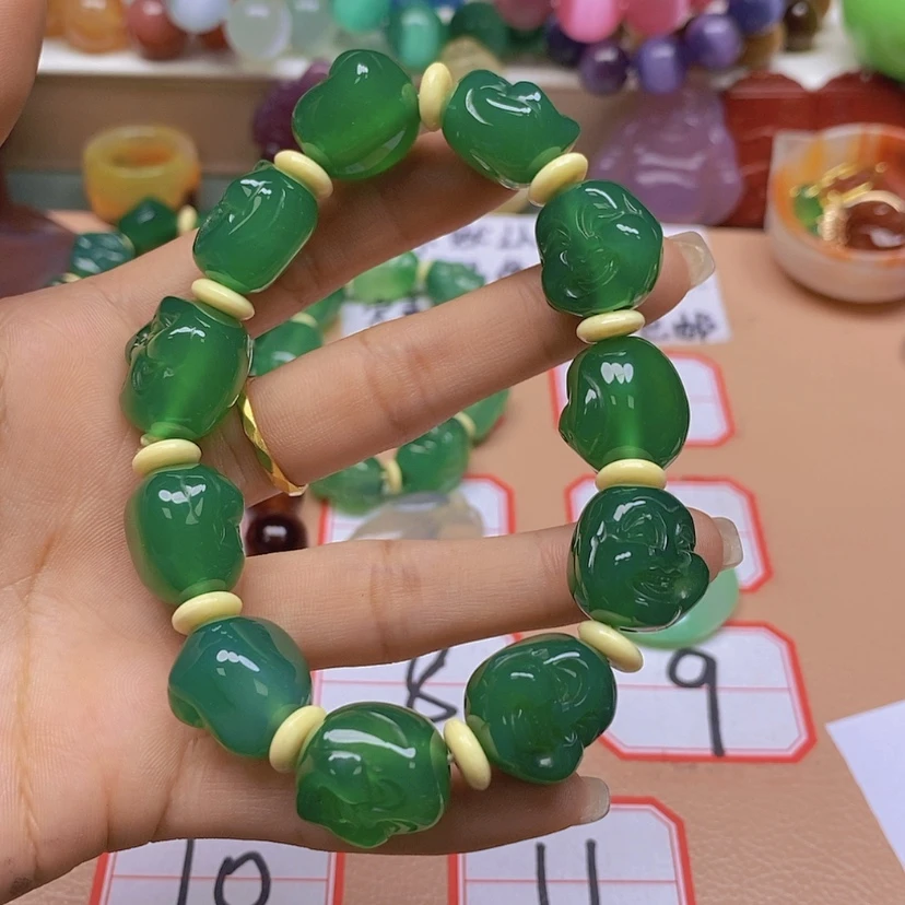 【闪购商品】玛瑙/玉髓颈饰未镶嵌咩****?