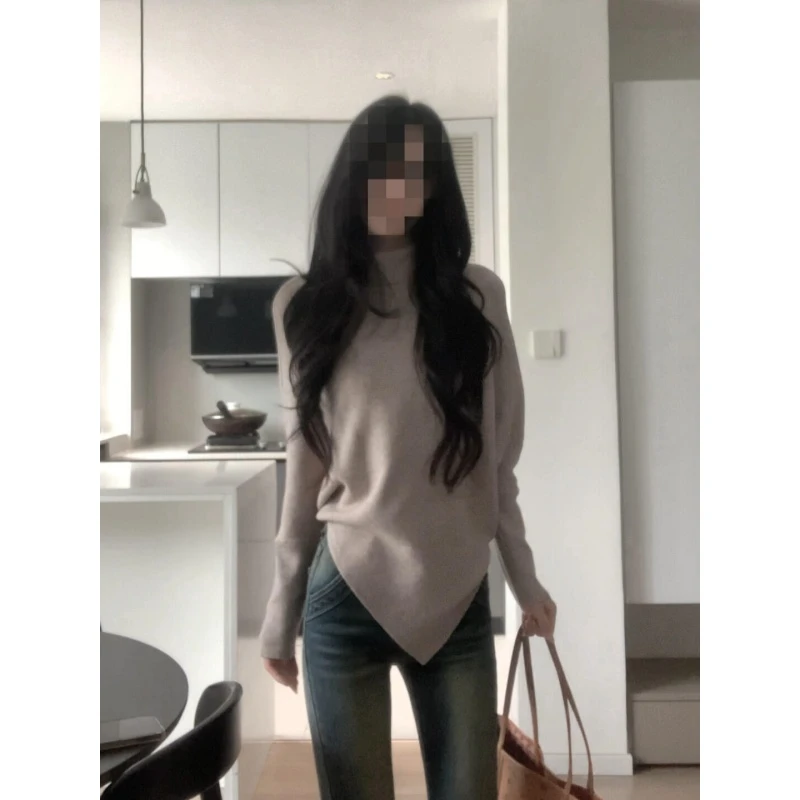 MARIE.COCO不规则设计感长袖针织衫上衣女秋冬新款做旧修身牛仔裤