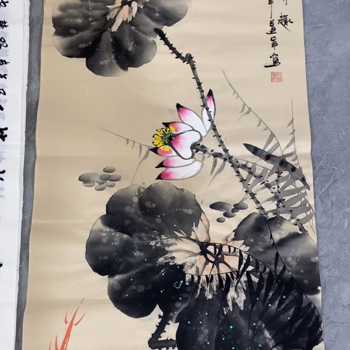 小周画廊直播间！
