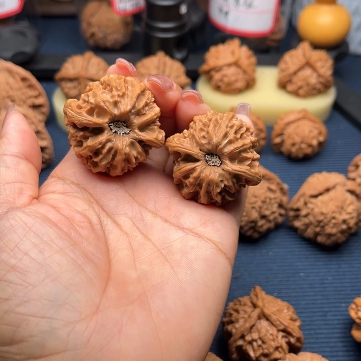 文玩核桃吊坠38龙门涧