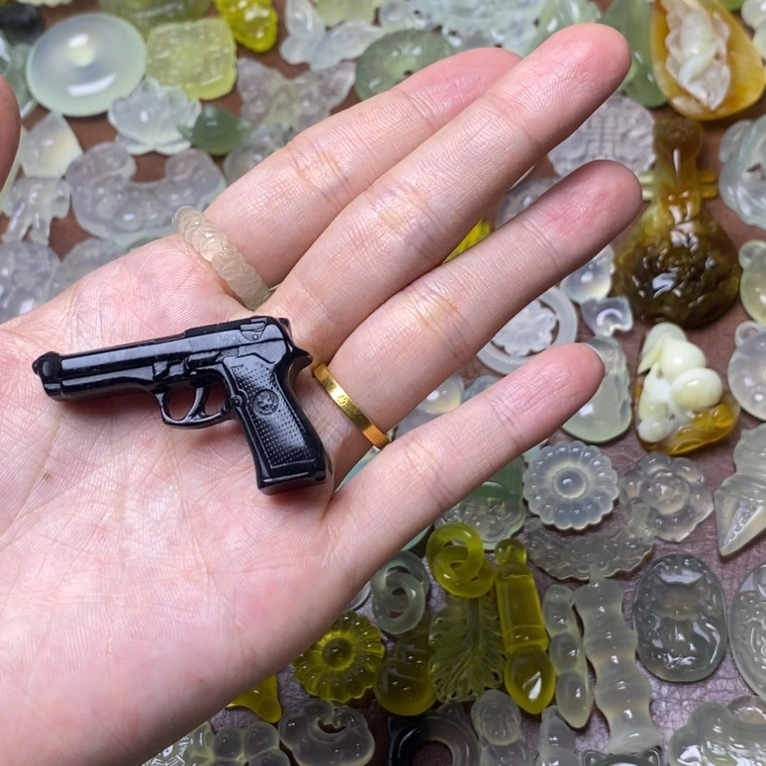 蛇纹石玉合金颈饰