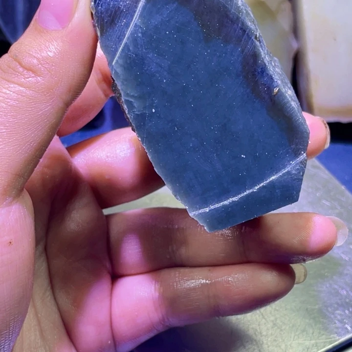 和田玉未镶嵌珠宝半成品