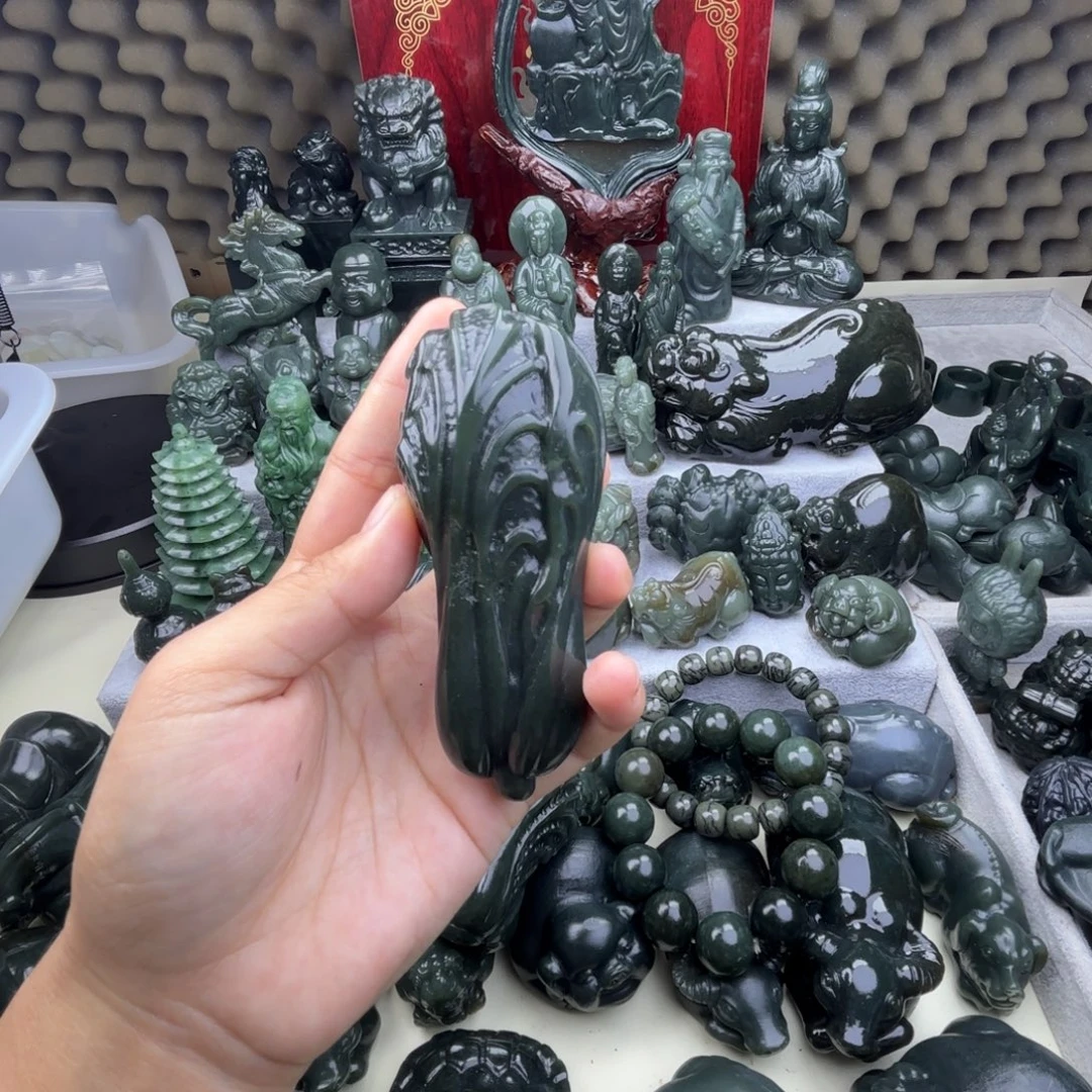 和田玉（糖玉）未镶嵌颈饰