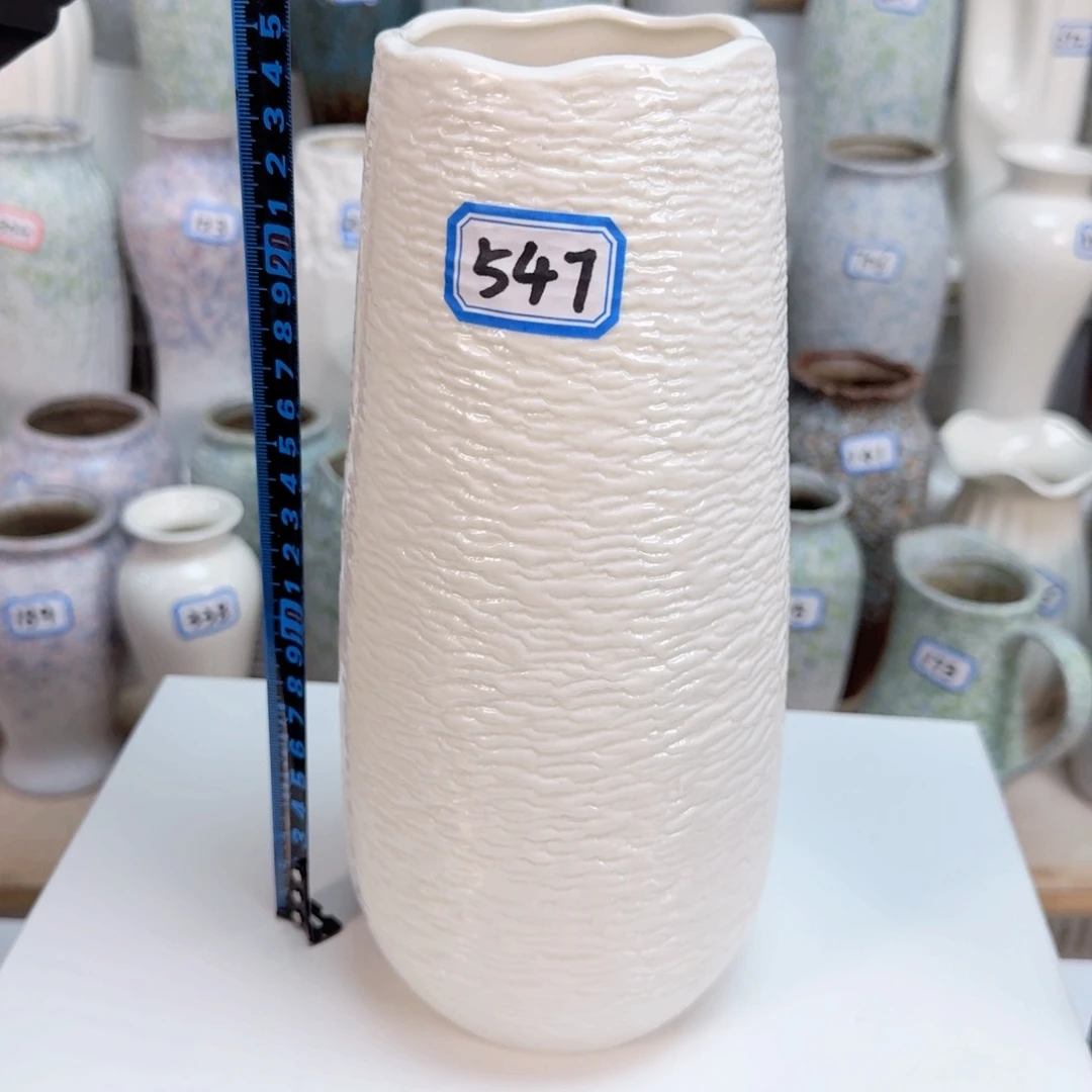 547号陶瓷高25.5厘米一个