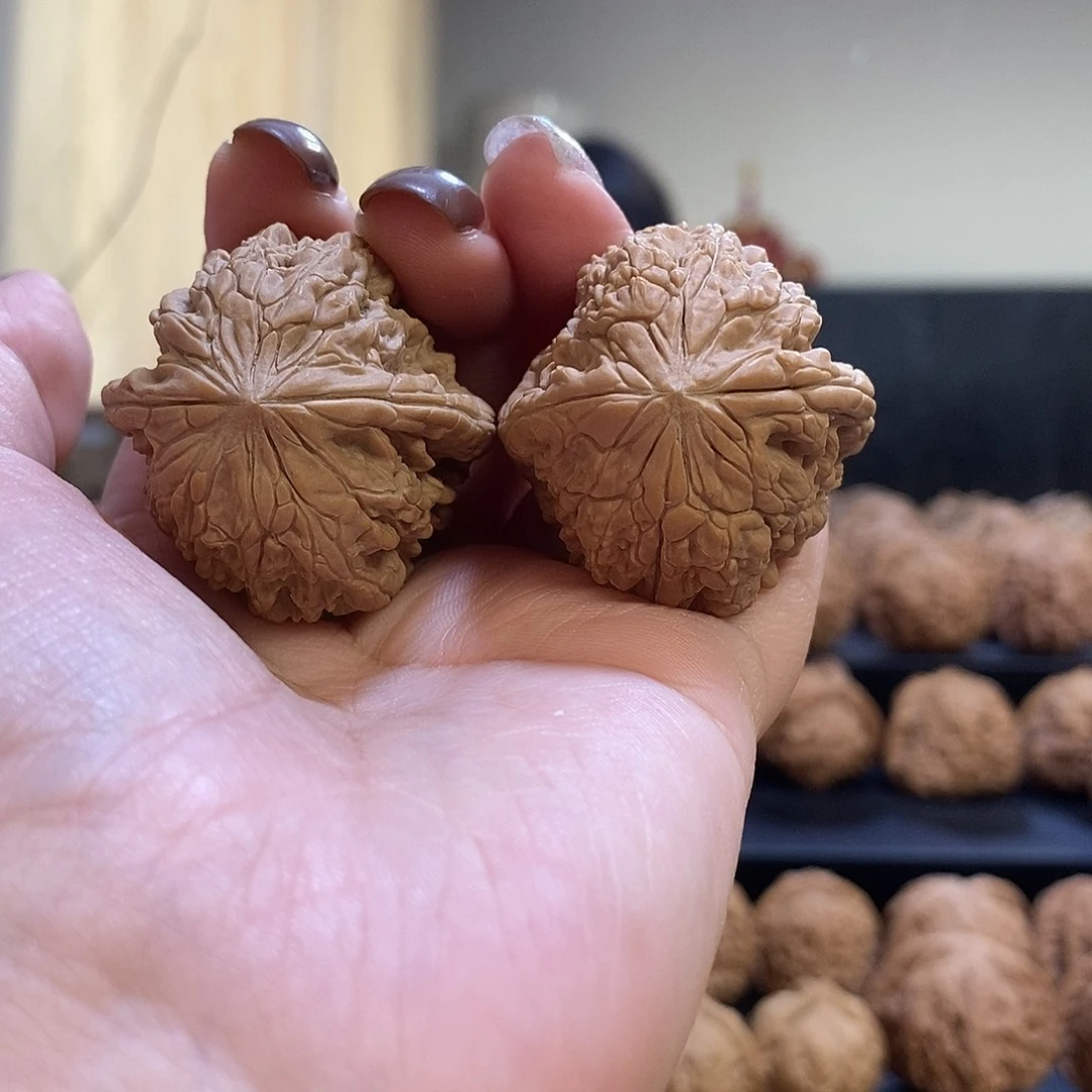 把件文玩核桃36暴雪有黄