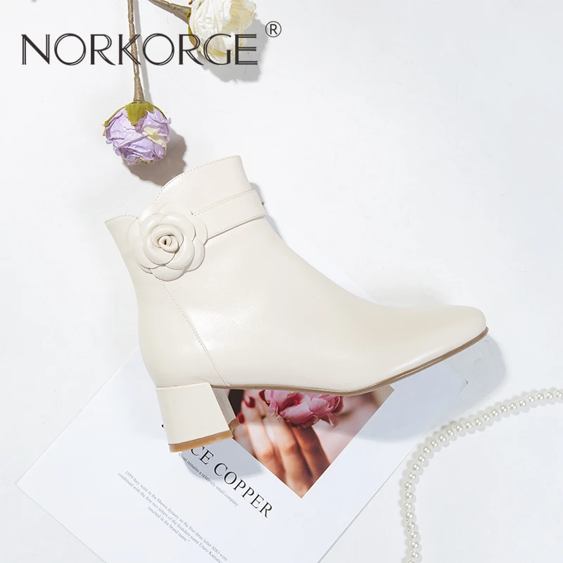 2362文艺优雅山茶花大牌中跟短靴气质方头头层牛皮