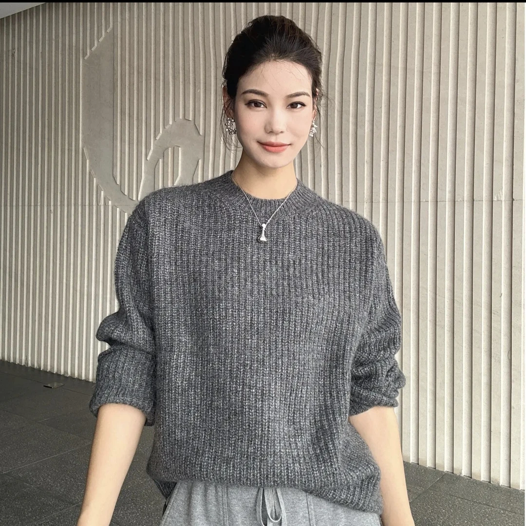 AMASS/阿玛施2025新款秋冬轻奢气质简约舒适宽松百搭针织女538084