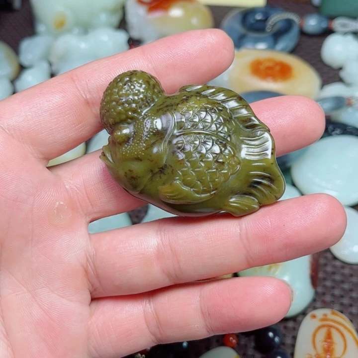 和田玉未镶嵌挂件