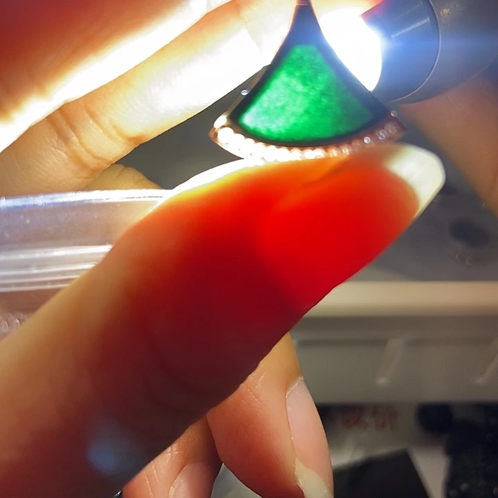 颈饰银S925镶嵌翡翠墨翠