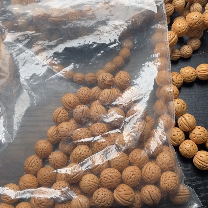 哥***说核桃散籽批发小桃核20