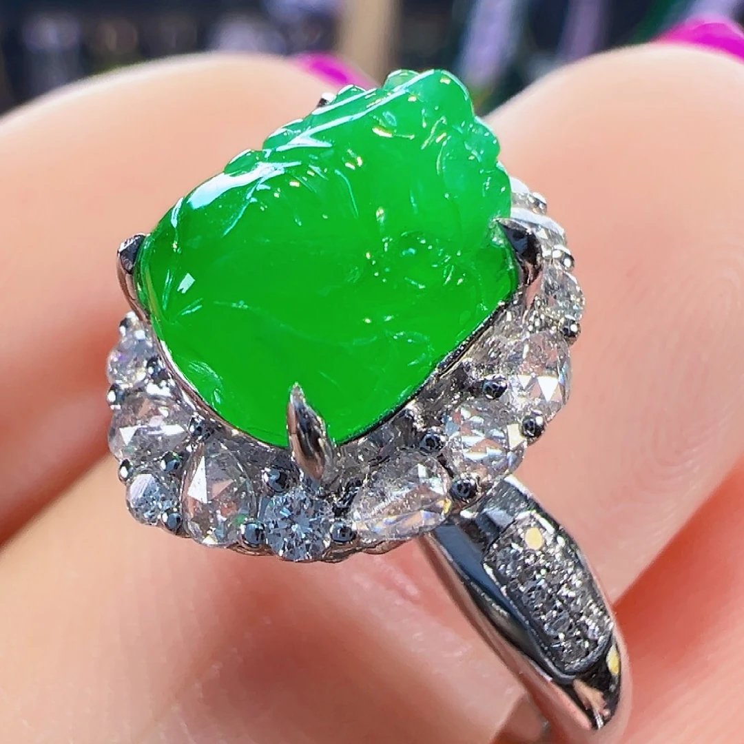 翡翠18K金镶嵌戒指签收后24小时鉴赏期