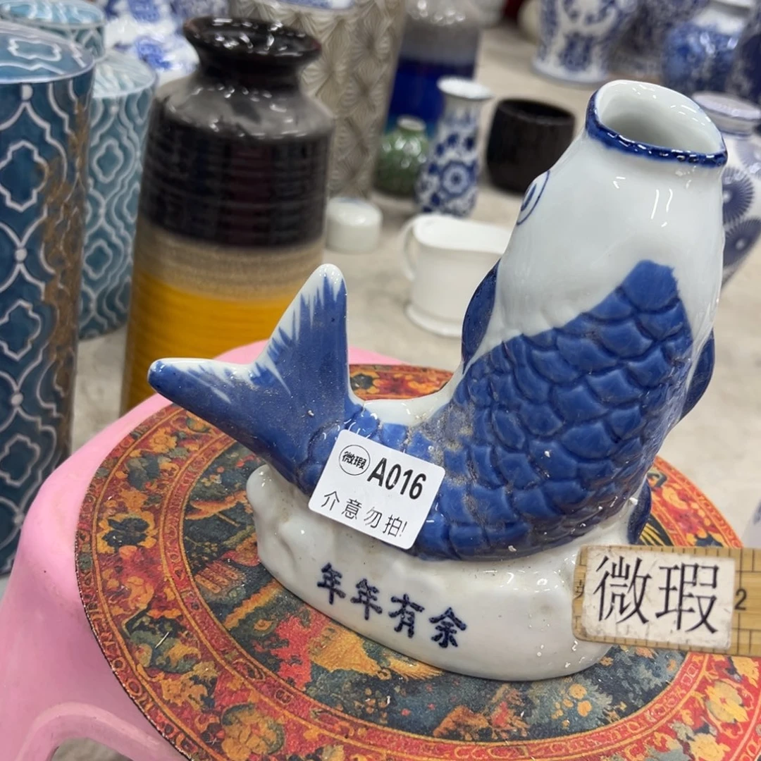 瓷片微瑕青花瓷器值得厚爱