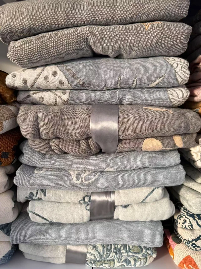 专享【孤品盖毯】清仓盖毯淡色系 150*200cm不挑花色盖毯