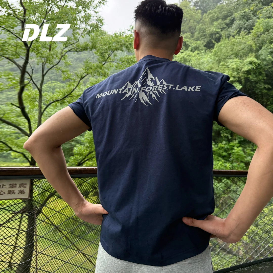 “山峰出游T”索罗娜凉感速干防晒美式户外健身出游短袖