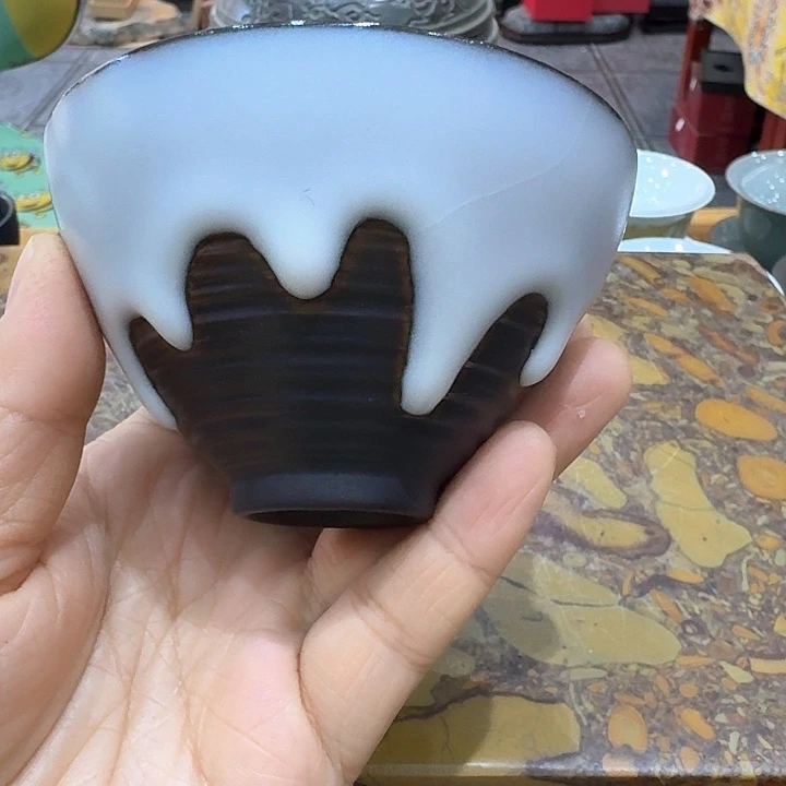富得流油杯一个，瓷。。。品茗