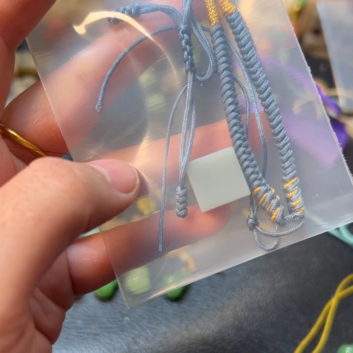 香***毒云南石印石穿戴一条