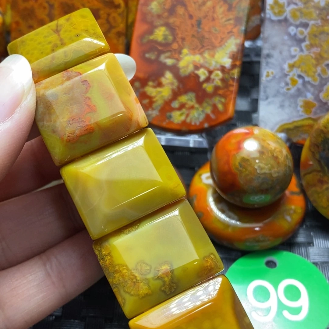 未镶嵌颈饰玛瑙/玉髓健**乐