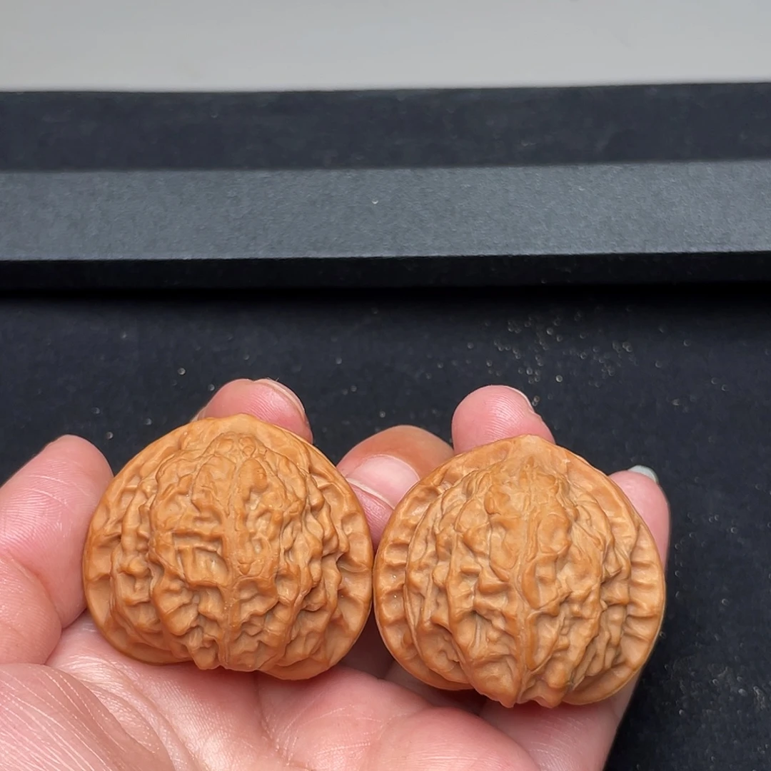 把件猴头核桃39×38全品头茬金牛狮子头XM3508