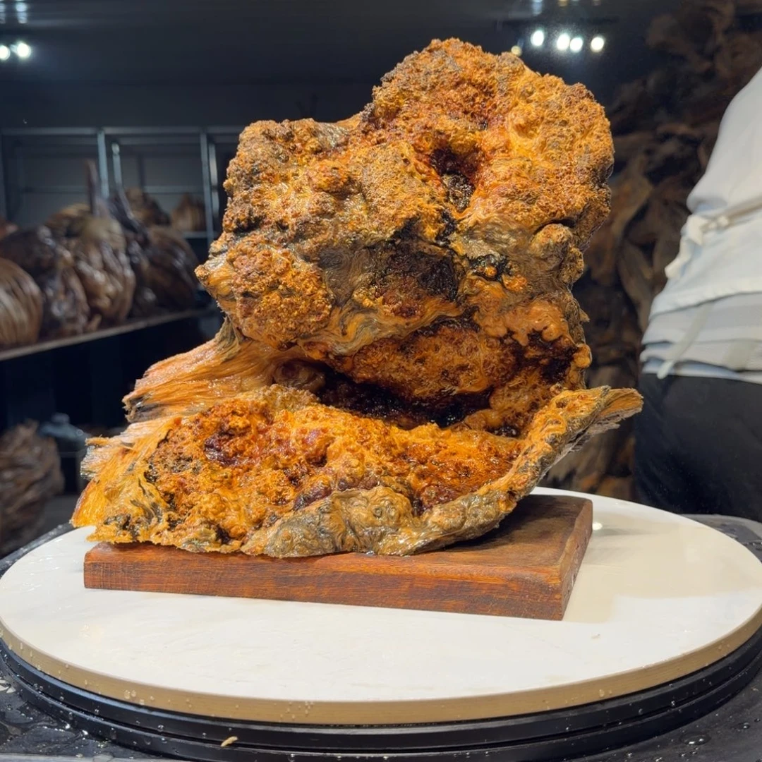 用***0木王一刀琥珀木摆件30