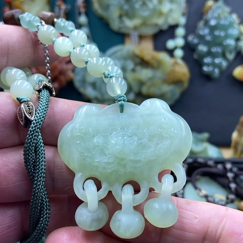 【闪购商品】未镶嵌岫玉吊坠