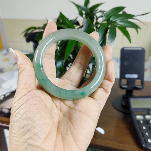 34号天然非洲翠手镯60.5正圈34号