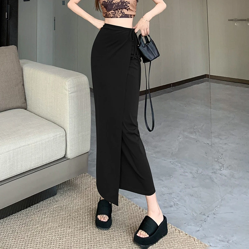 黑色绑带一片式半身裙子女夏季2025新款时尚高腰百搭中长款包臀裙