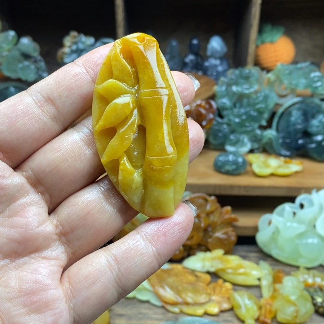 蛇纹石玉未镶嵌吊坠(不含链)