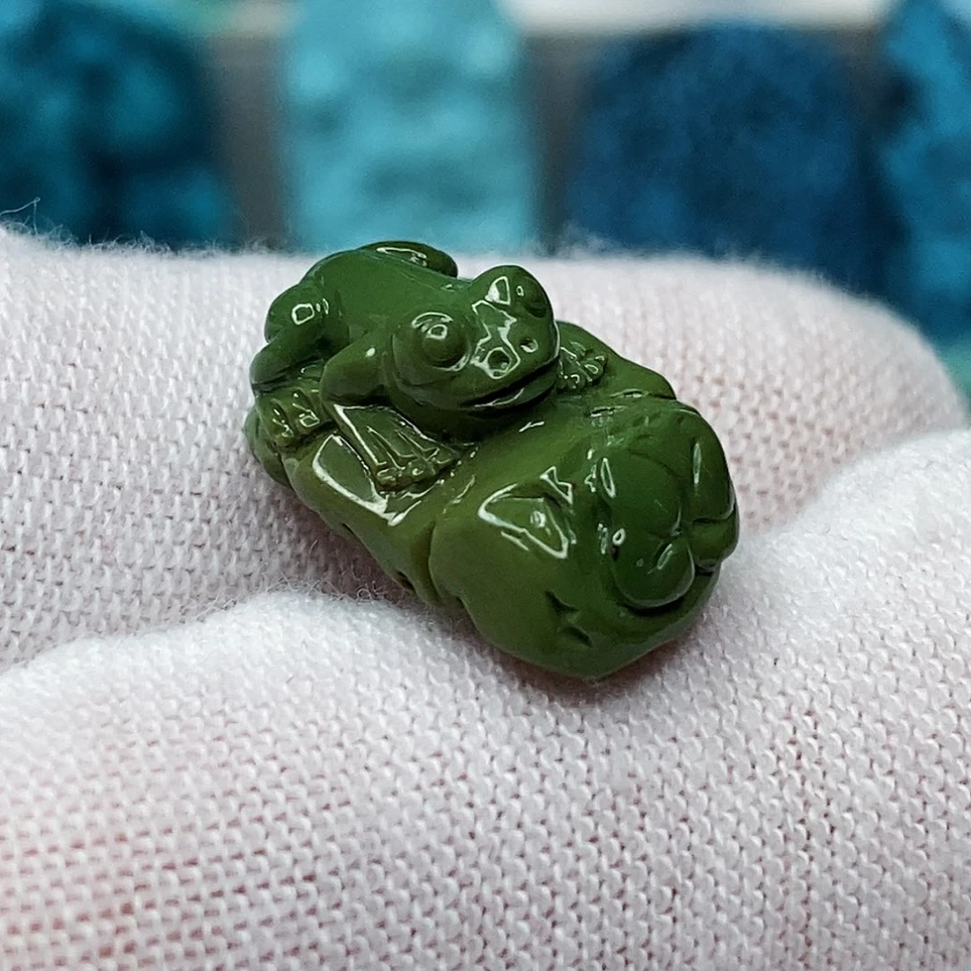 绿松石未镶嵌天然原矿 带武汉地大证书