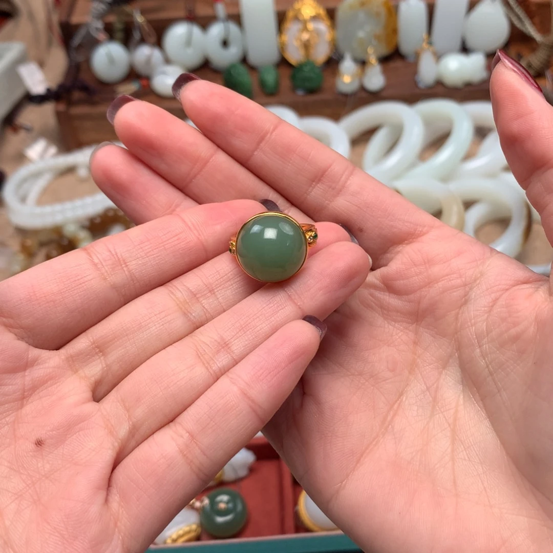 和田玉戒指未镶嵌