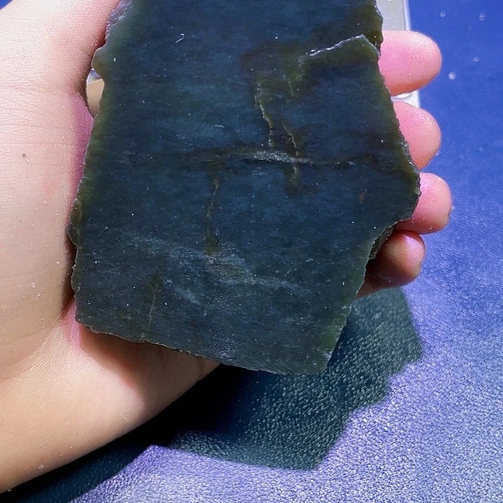 未镶嵌和田玉（糖玉）珠宝半成品