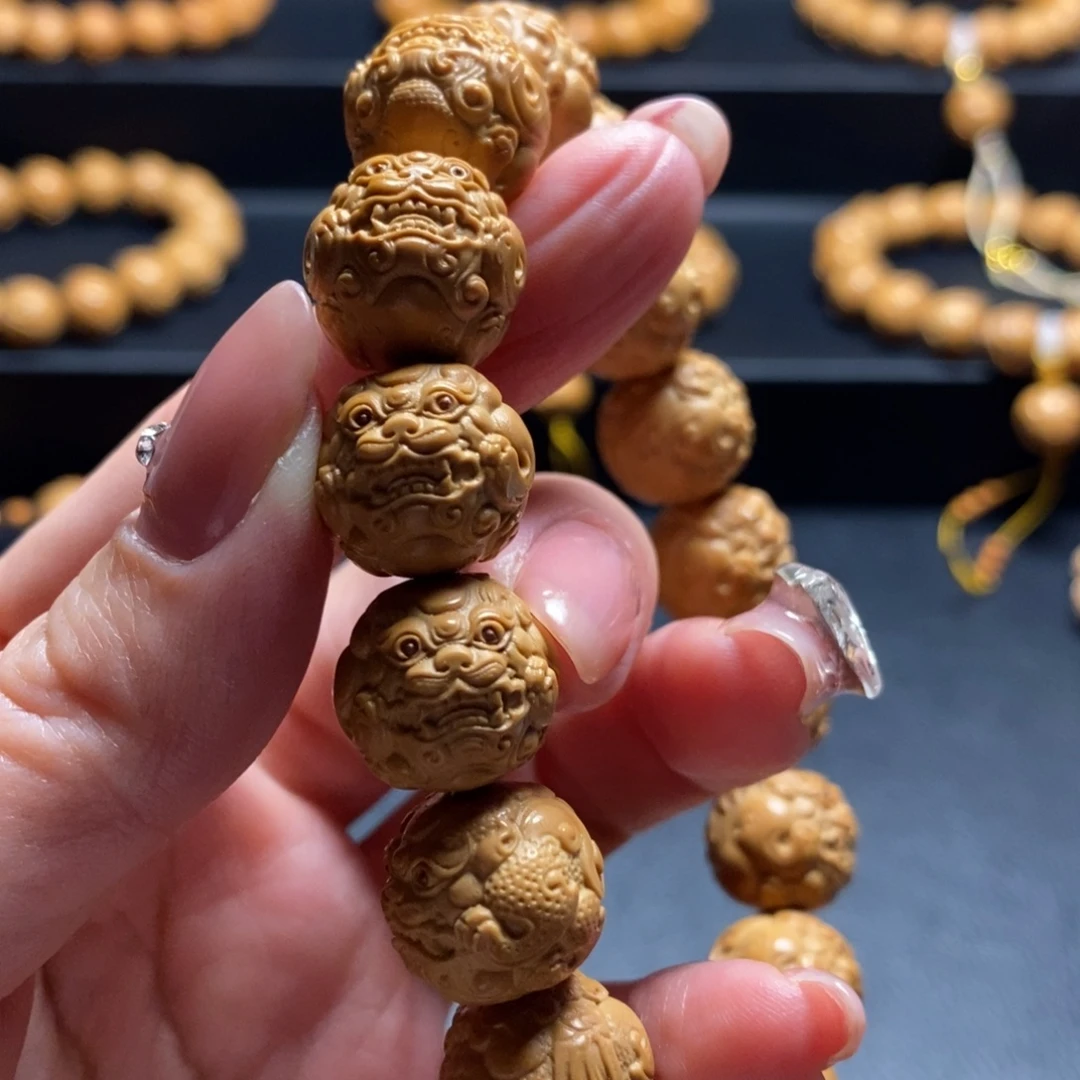 猴头核桃手串大貔貅