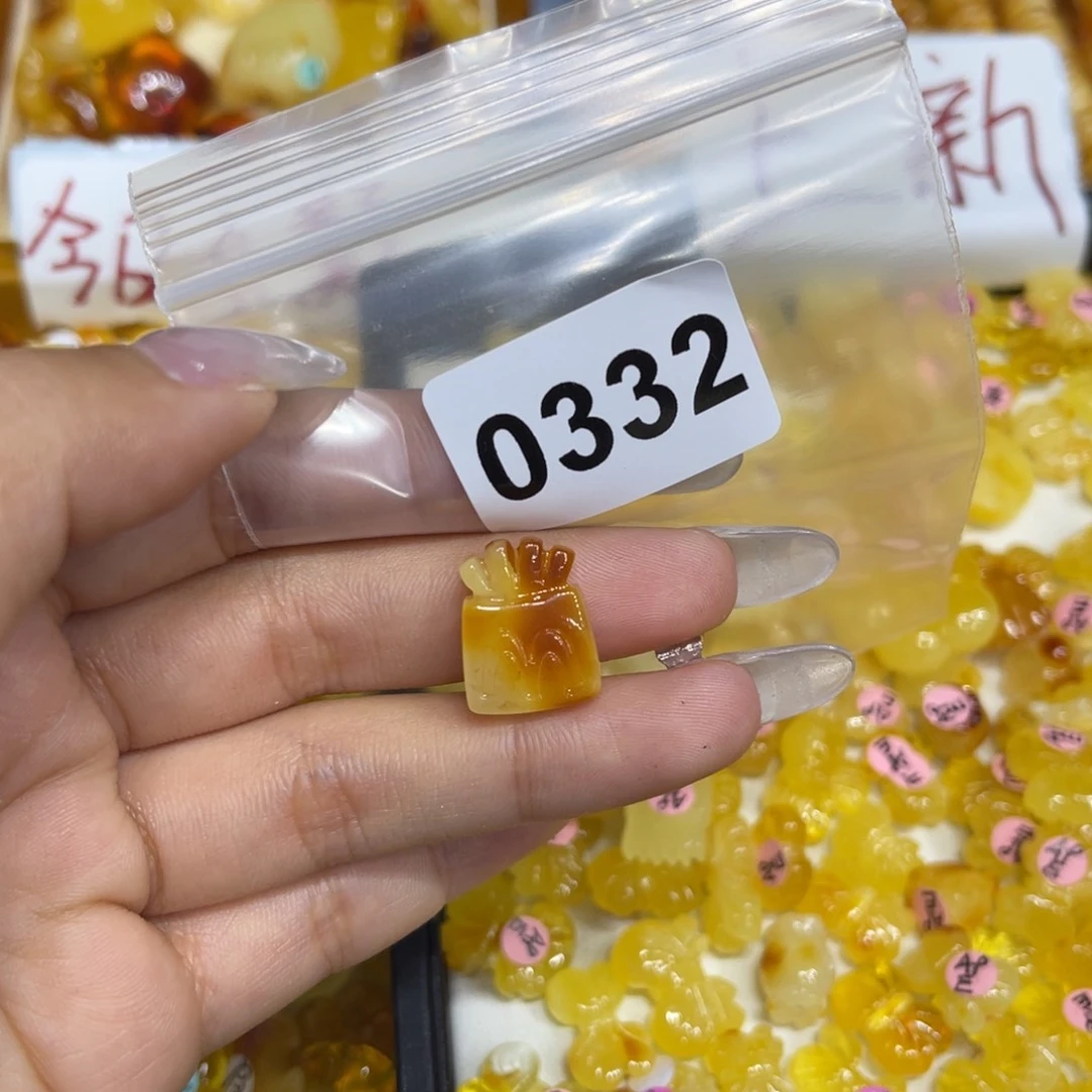 琥珀珠宝奇石未镶嵌晗*