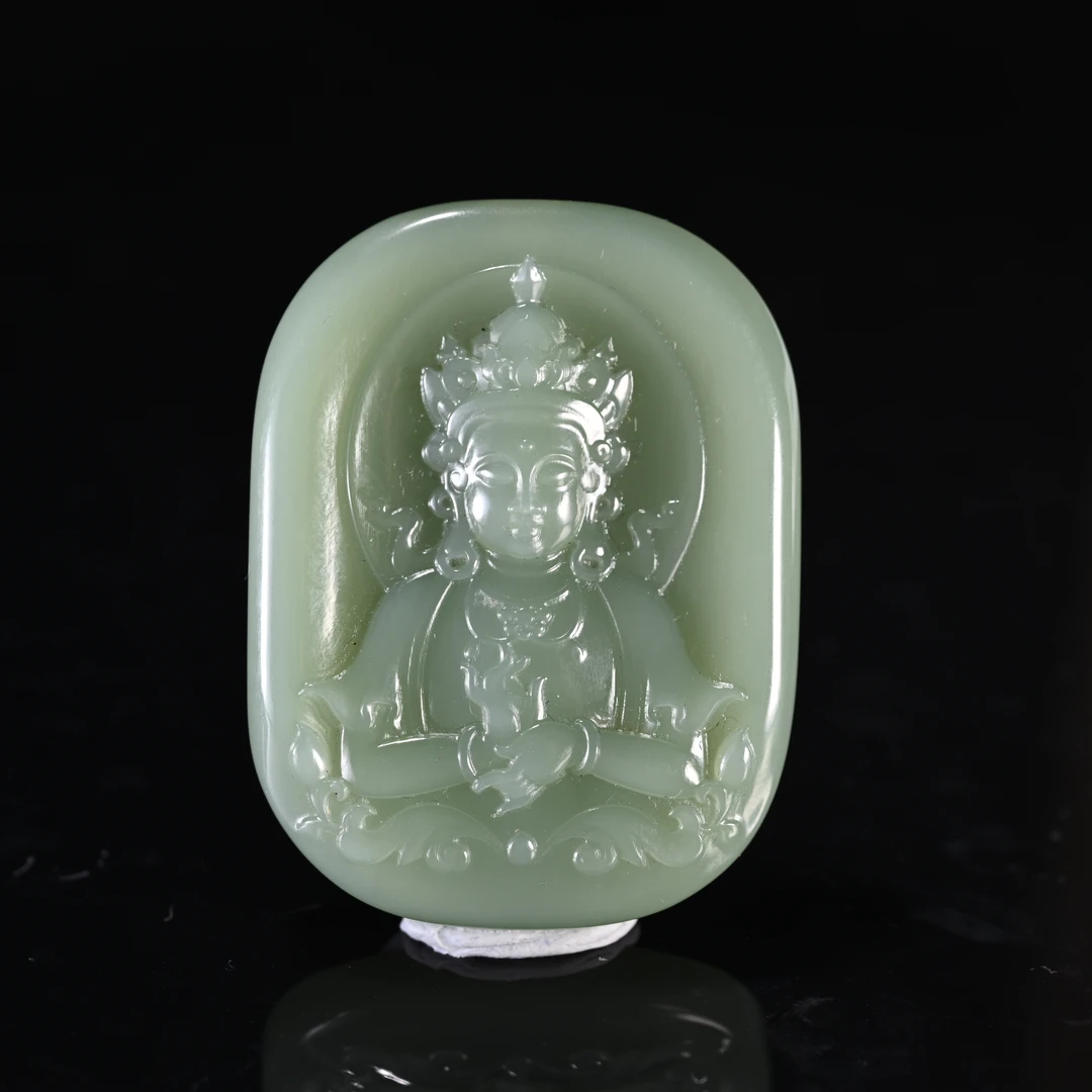 Lot8801 和田玉观音牌挂坠/保利