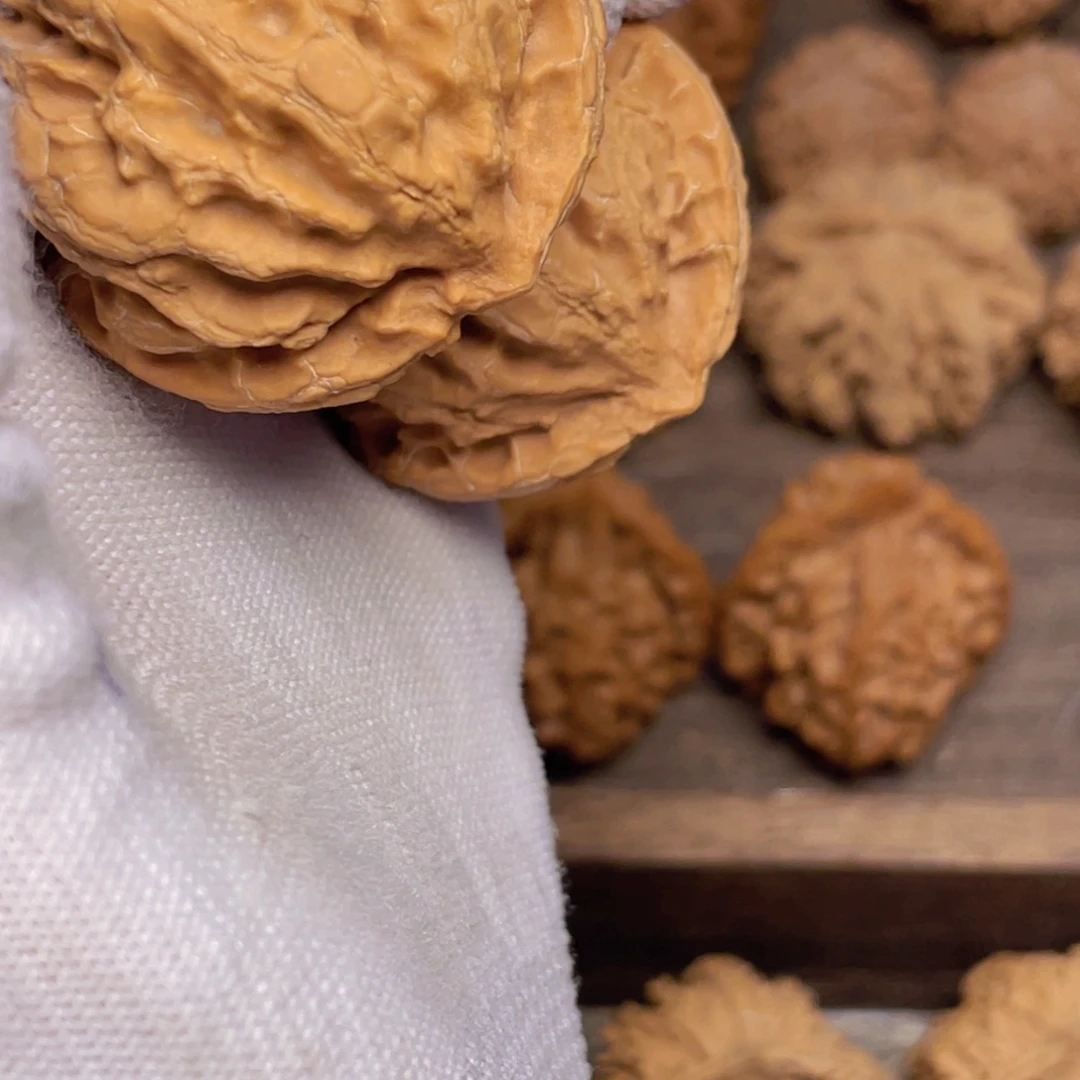 文玩核桃吊坠62 秦岭灯笼野生小众