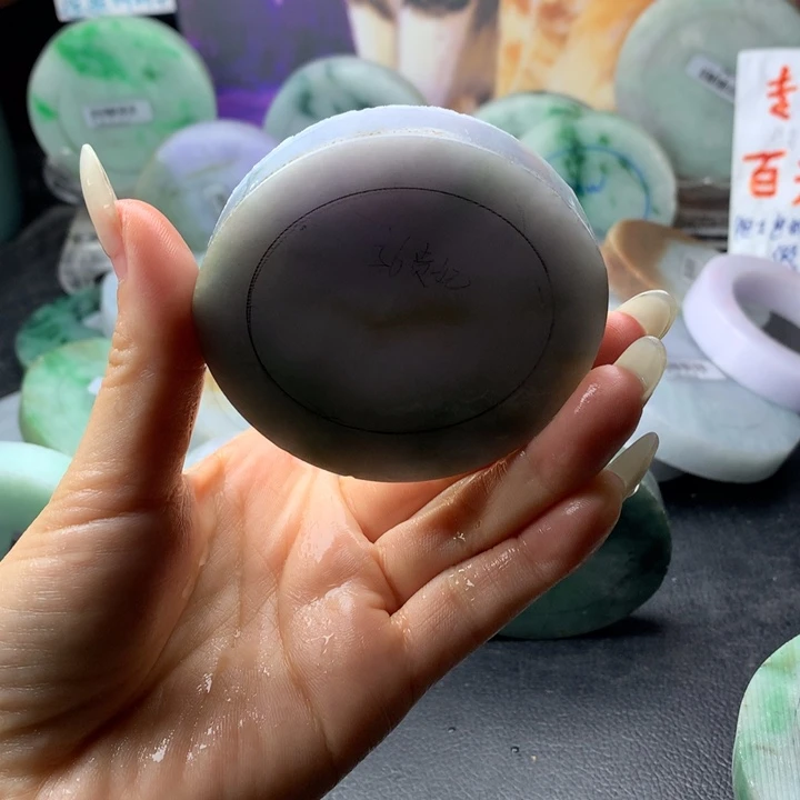 定制翡翠未镶嵌手镯