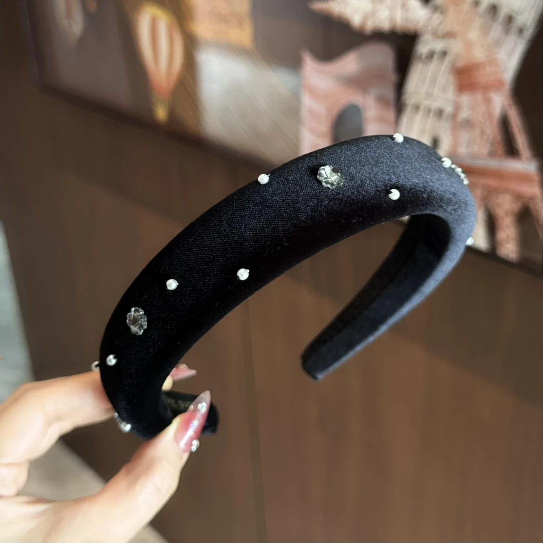 杨杨babytime 花朵珍珠黑丝绒发箍简单氛围感发饰高颅顶头箍气质