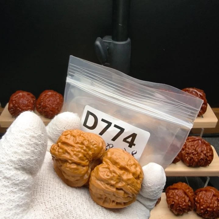 文玩核桃吊坠38蛤蟆头d774